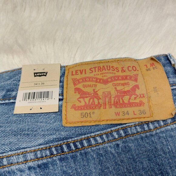 Levi's 501 Man's Blue Regular Through the Thigh Straight Legs Fly Buttons Denim - Picture 11 of 12